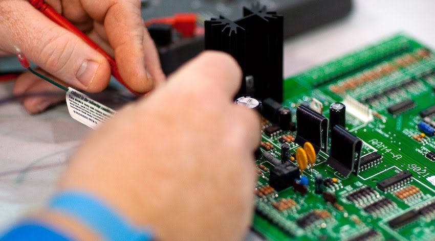 modern-electronics-mumbai-banner.jpeg.1347465595234